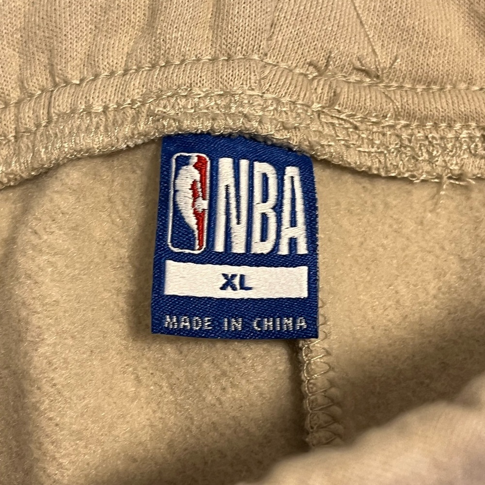 NBA Classic Fit Sporty Basketball Shorts, Fleece Lined, NBA Logo, Sz XL, Tan - Picture 7 of 8